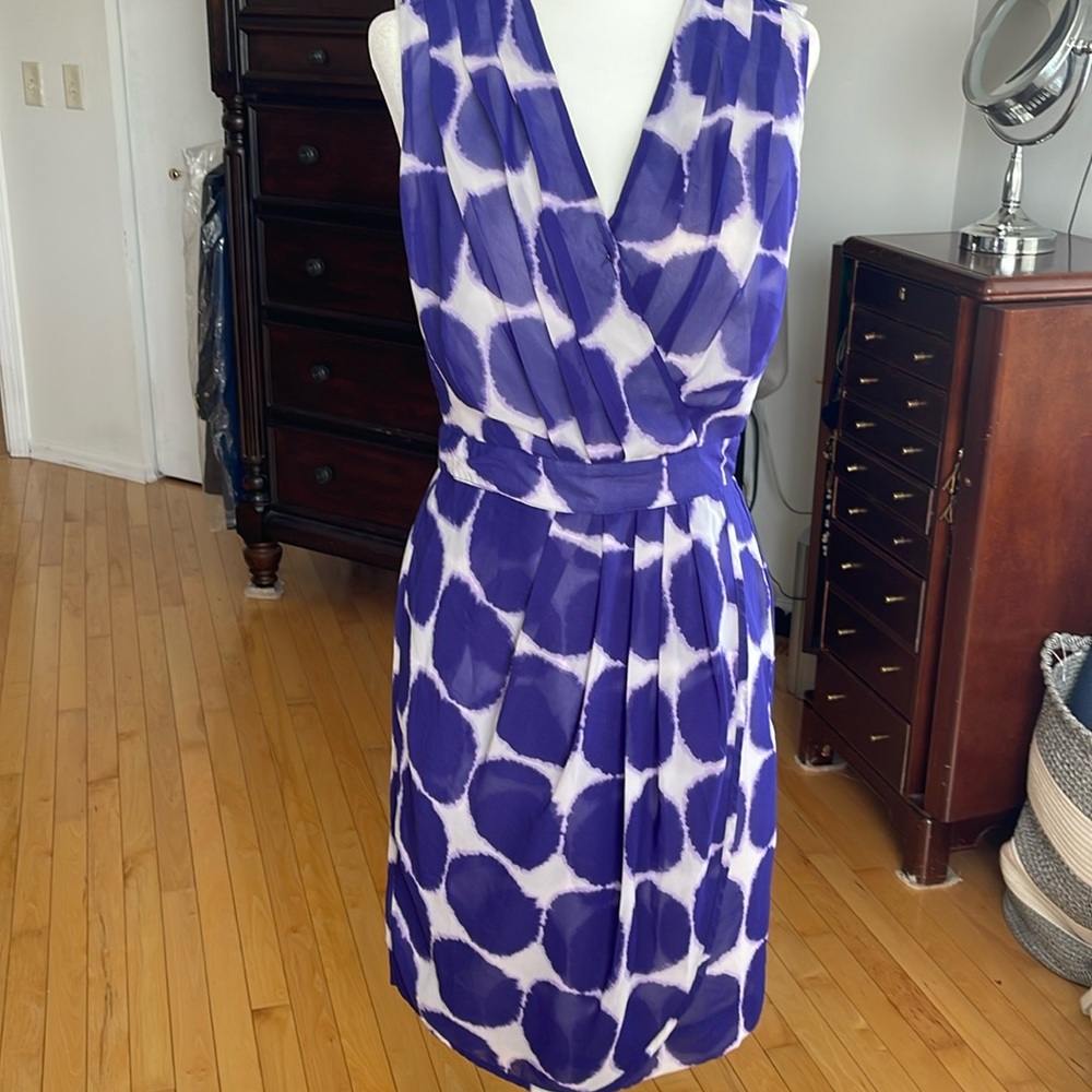 Used Banana Republic dress size 2 about knee length